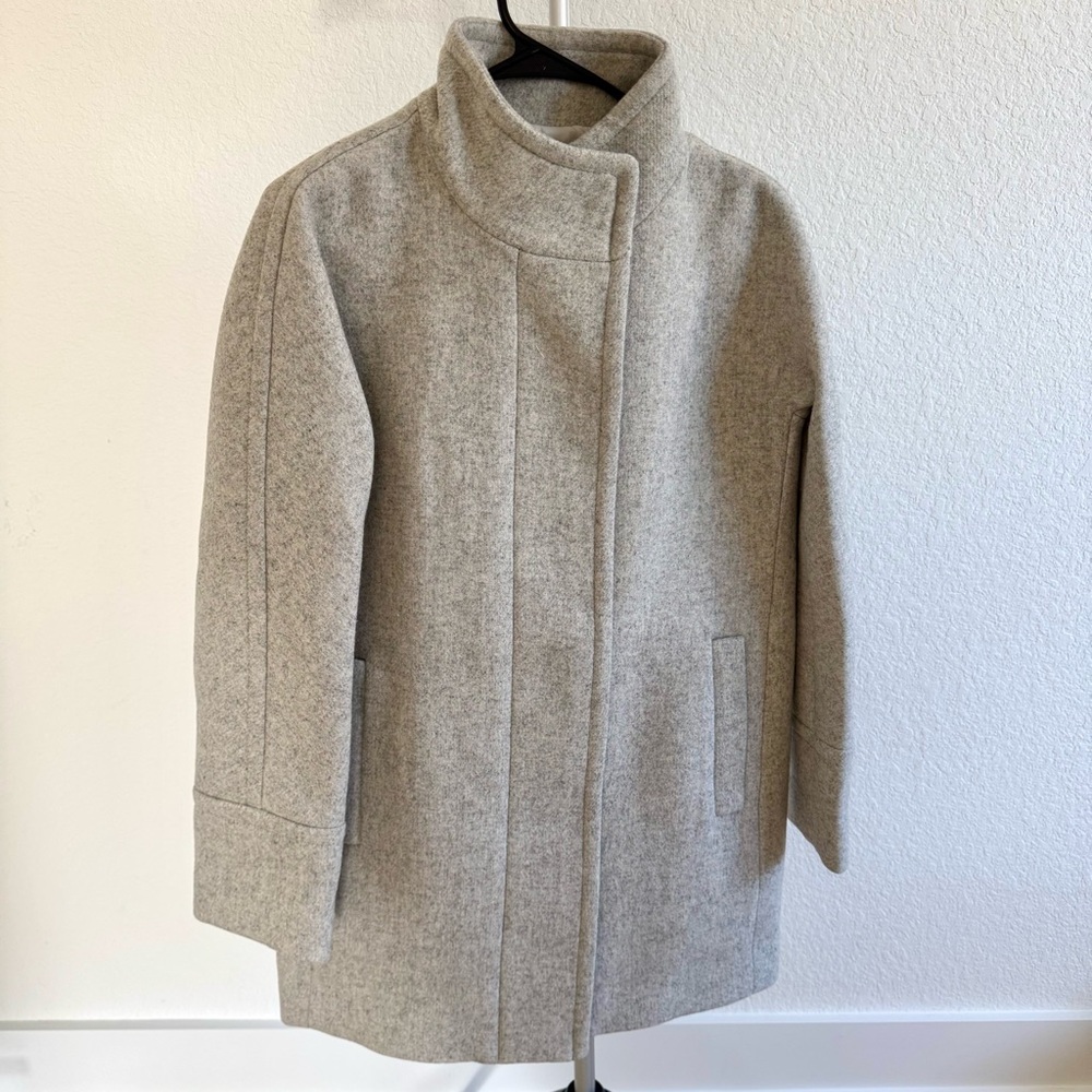 ☀️NEW☀️J. Crew Light Gray City Coat - Picture 5 of 13